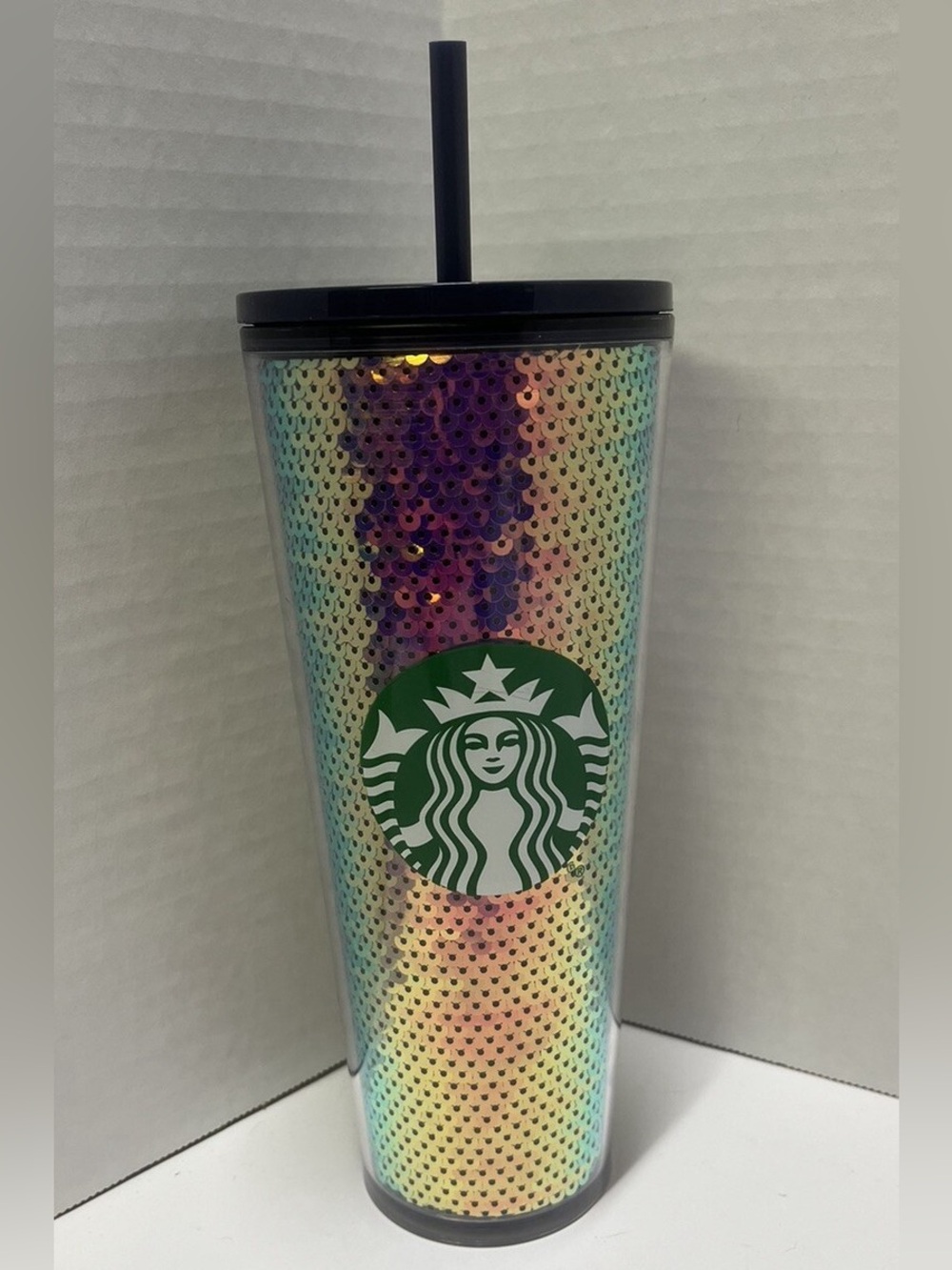 Starbucks NWT 2020 Holiday Exclusive Sequins Scale Venti Cold Cup